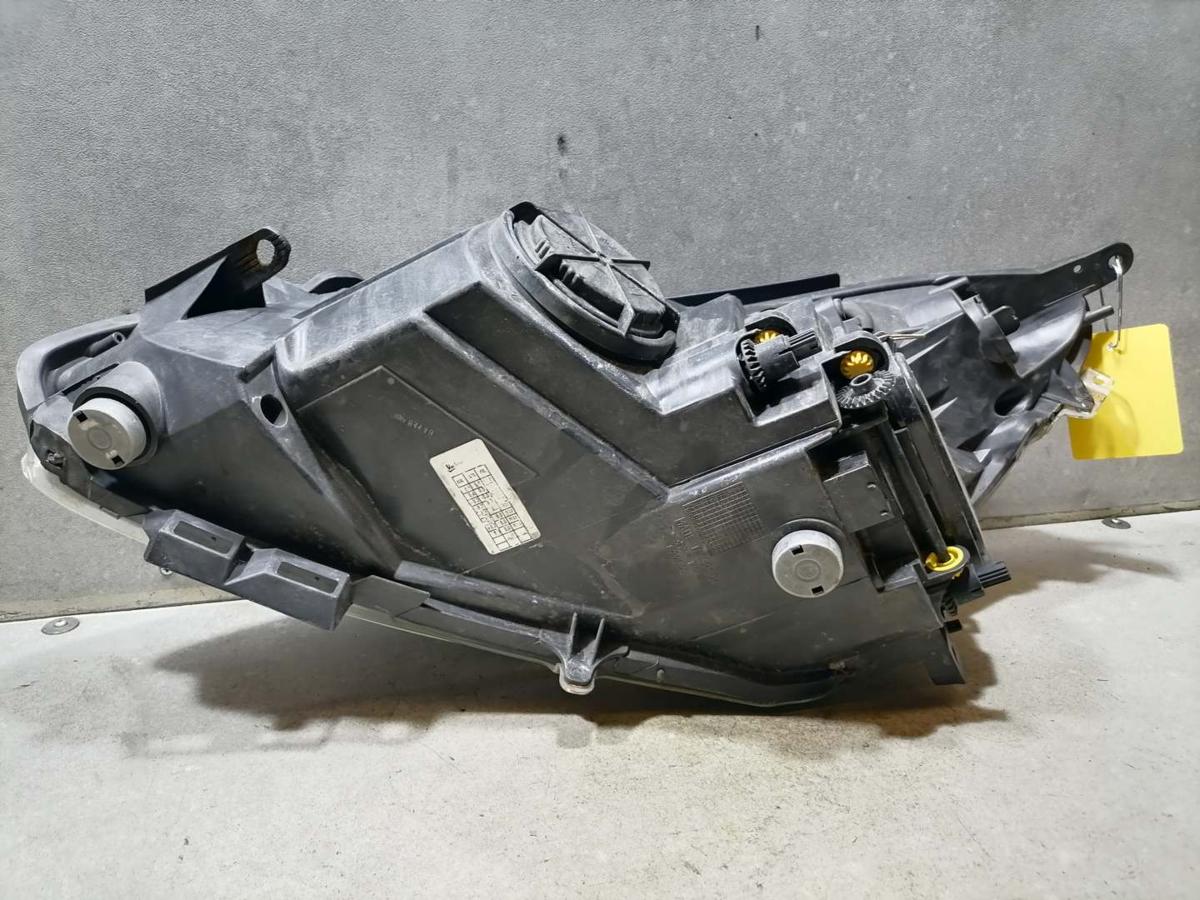 Opel Corsa D original Scheinwerfer vorn rechts Halogen Bj.2008